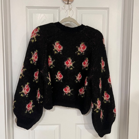 The Great. Size 2 MEDIUM CAROUSEL Black w/ roses cardigan sweater NEW NWT MINT!! - Picture 8 of 15